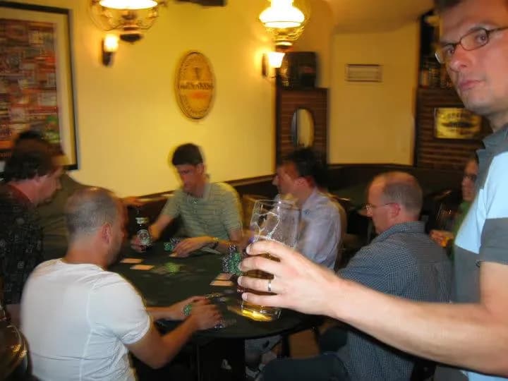 Pub Quiz Night in English and German